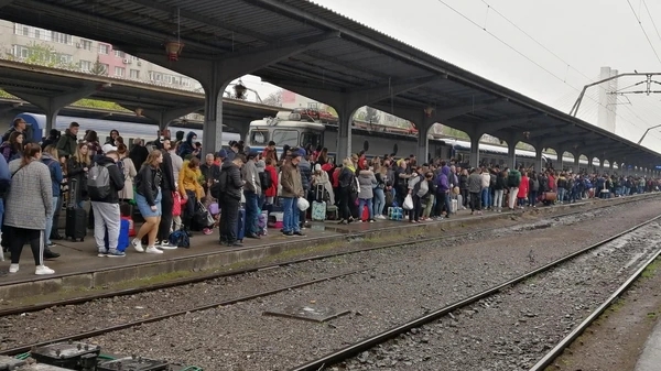 Ce spun turiștii străini despre Gara de Nord din București. Au desființat-o fără să stea pe gânduri: „Sunt persoane care fură”