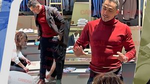 Fostul ”Burlac” Vladimir Drăghia a aterizat în mall și a făcut prăpăd printre vânzătoare! Imaginile spun totul