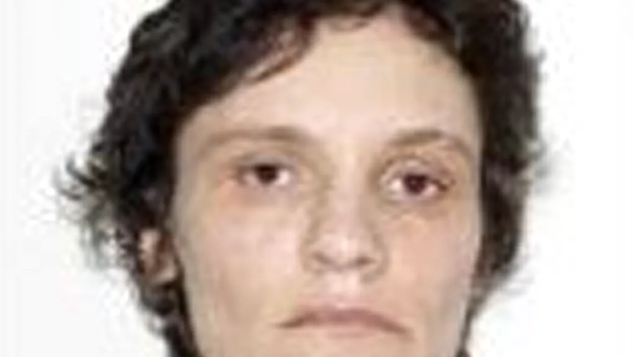 Ai văzut-o? O femeie de 42 de ani din comuna Căpreni a fost dată dispărută