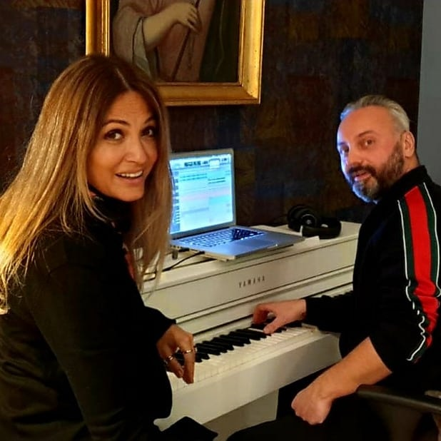 Anca Țurcașiu se relansează în muzică, după mai mulți ani de pauză: “O piesă nouă în curând! Autorul textului rămâne secret”. Cine e artistul celebru care o ajută în carieră | FOTO