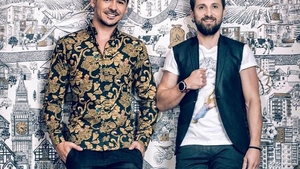 Câți bani primesc Răzvan Simion și Dani Oțil ca să prezinte un eveniment. Suma NU e deloc mică