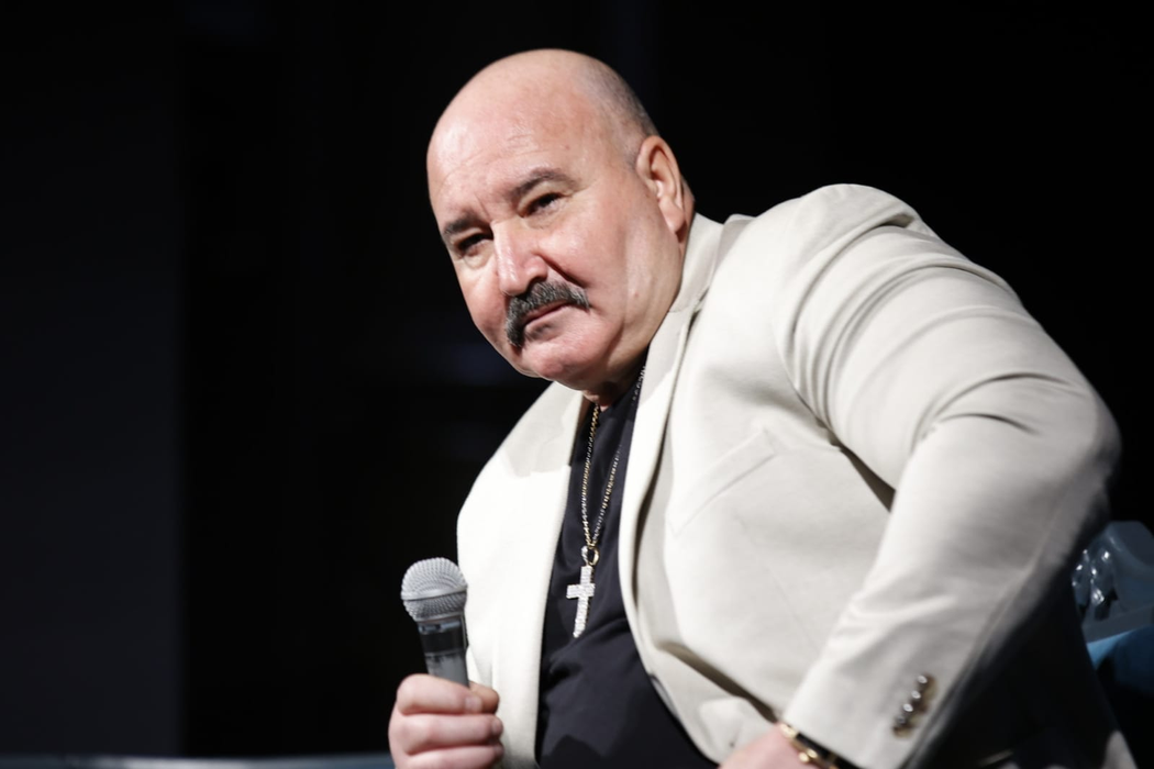 Nuțu Cămătaru, la lansarea cărții lui Codin Maticiuc (Foto: CANCAN.RO)