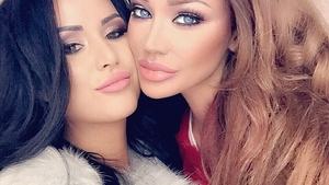 Bianca Drăgușanu o ia în derâdere pe buna sa prietenă Daniela Crudu. Ce gest a făcut blondina „Vă ador”