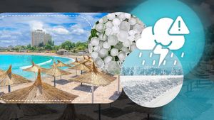 Prognoza meteo azi, 14 iunie 2026. România va fi „pârjolită” la 32 de grade Celsius, dar nu scapă de vijelii, grindină și descărcări electrice