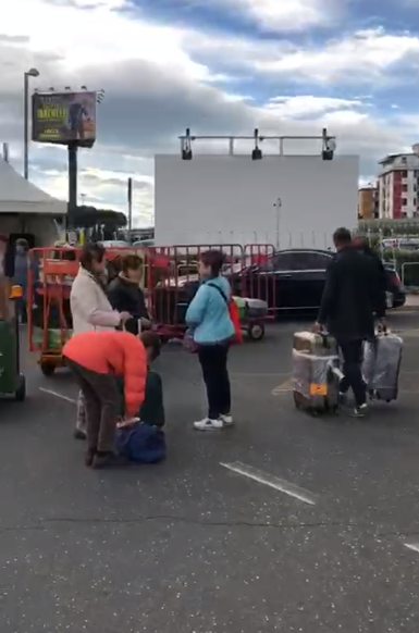 Pasagerii sunt debusolați din cauza deciziilor Blue Air