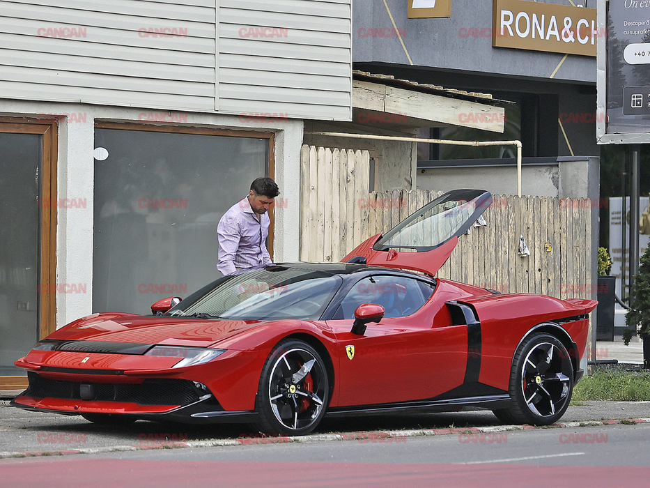 Ginerele lui Becali cu Ferrari 849 Testarossa