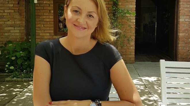 Șefa Spitalului Vaslui, în stare gravă după 10 zile de izolare. Fiul ei a fost în grupul focar de pe litoral