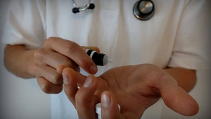 O mamă din Cluj a reclamat la Poliție un medic de la Pediatrie. Îl acuză că i-a cerut să se dezbrace