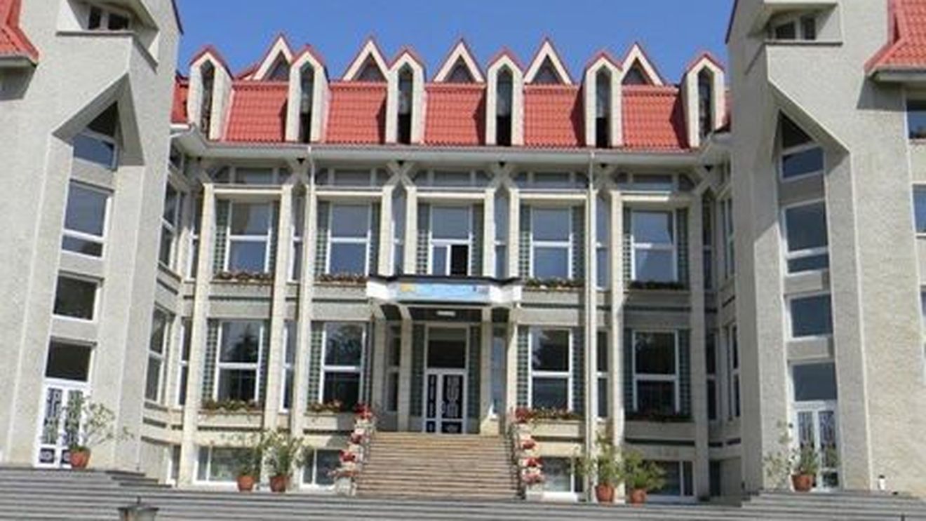 Panică printre viitorii preoți din Iași: 14 internări în spital, într-un timp record. Care e motivul