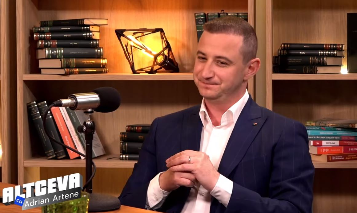 Alfred Simonis dezvăluie în cadrul podcastului cum cucerea femeile în tinerețe