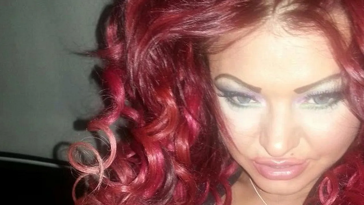 Baieti, atentie! Cea mai dorita asistenta din Romania s-a despartit de iubit! Ana despre Dan: Il iubesc. Vreau sa ne impacam