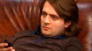 Îl mai ţii minte pe ”Mircea” din ”Inimă de ţigan”? Se împarte între 3 fete, iar noi avem dovada!