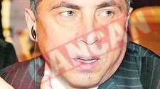 Bataie pe ciolan in galeria "cainilor"