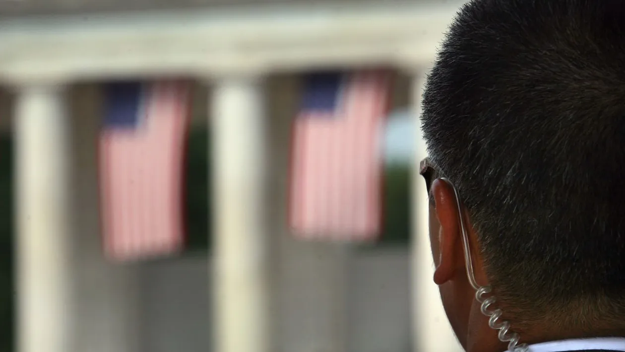 S-a aflat recent! Yahoo a scanat în secret e-mailurile clienţilor. Iată tot ce trebuie să ştii dacă deţii un cont