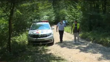 Moartea unui bărbat este învăluită în mister! Cum a fost găsit într-o pădure din Dâmbovița