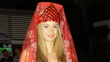 Nunta cu repetitie pe ponton, in Herastrau, pentru Gratiela, logodnica lui Duban