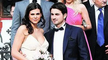 Natalia Onet l-a agatat pe Facebook pe logodnicul Denisei Tanase