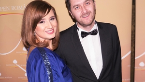 O cunoscută prezentatoare TV de la noi este în culmea fericirii: a devenit mămică în această dimineaţă!