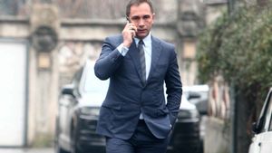 Lucian Isar s-a întors la volan şi… Soţul Alinei Gorghiu trăieşte periculos la nouă luni de la carambolul de pe Valea Oltului