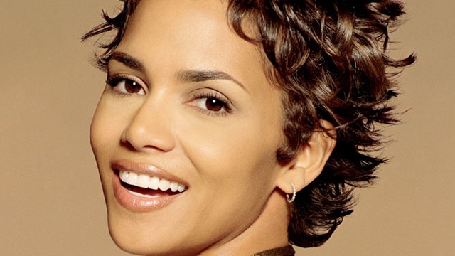 Halle Berry, însărcinată în patru luni, ar putea juca în ”Fast and Furious”. Ce spune actriţa despre sarcină