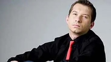 De Ziua Indragostitilor, Mihai Sturzu a avut o ocupatie mai putin obisnuita! Afla de ce a stat cu cartea in brate!