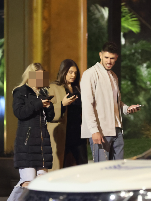 Alex Delea i-a făcut complimente Elenei, în Cancan (Foto: CANCAN.RO)