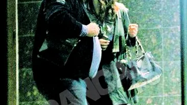 Patronul firmei Leonardo, in tandreturi cu o satena misterioasa. Frumoasa si milionarul