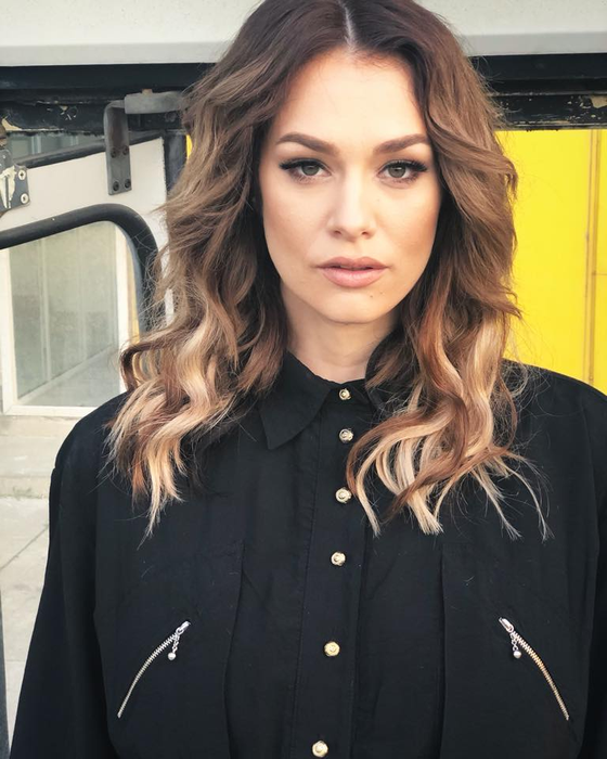Feli, versuri emoționante pentru bebelușul ei: ”Te aștept în brațele mele!”