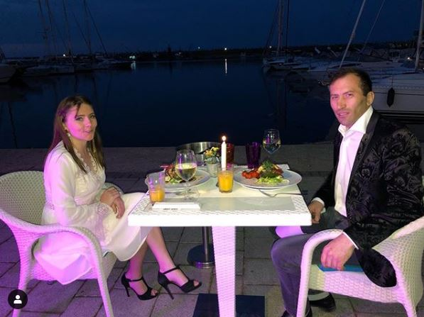 Vulpița l-a înșelat pe Viorel Stegaru! Dezvăluirile despre amant le-a făcut în direct, la emisiunea prezentată de Mirela Vaida