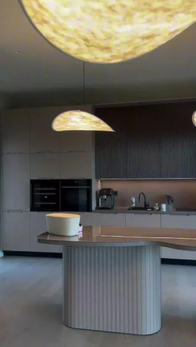 Cum arată vila de lux în care locuiește Alina Pușcaș! Construcția casei impunătoare a durat 4 ani