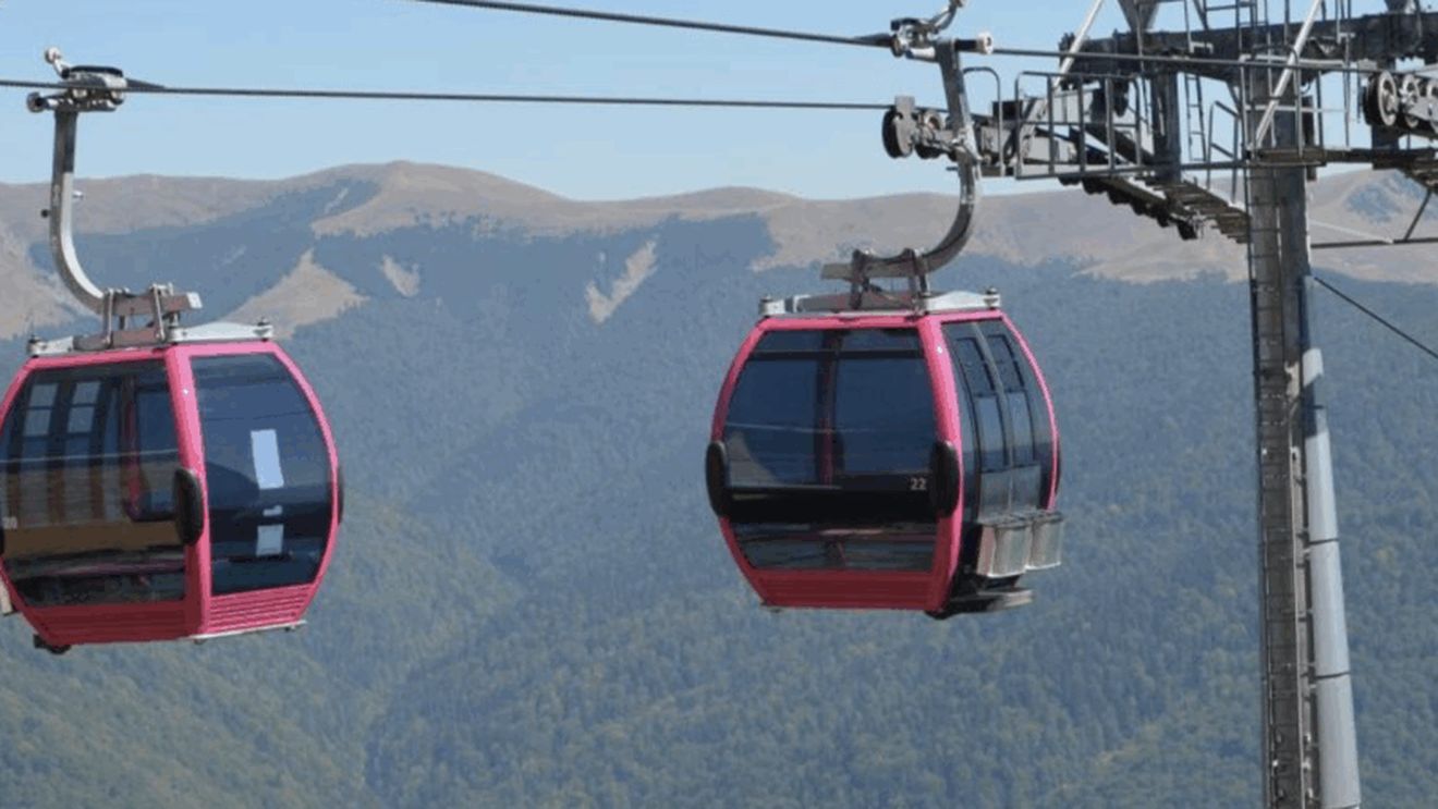 Reduceri uriașe la Postăvaru la final de sezon! Cât plătești pentru telecabine și telescaune