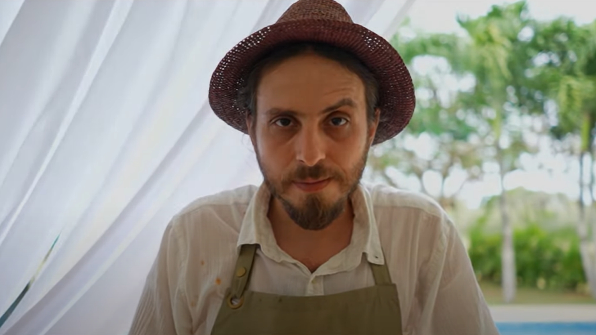 Ar participa Chef Foa la „Survivor România”? Juratul de la „MasterChef” a fost în Dominicană, de Paște, pentru a le găti concurenților