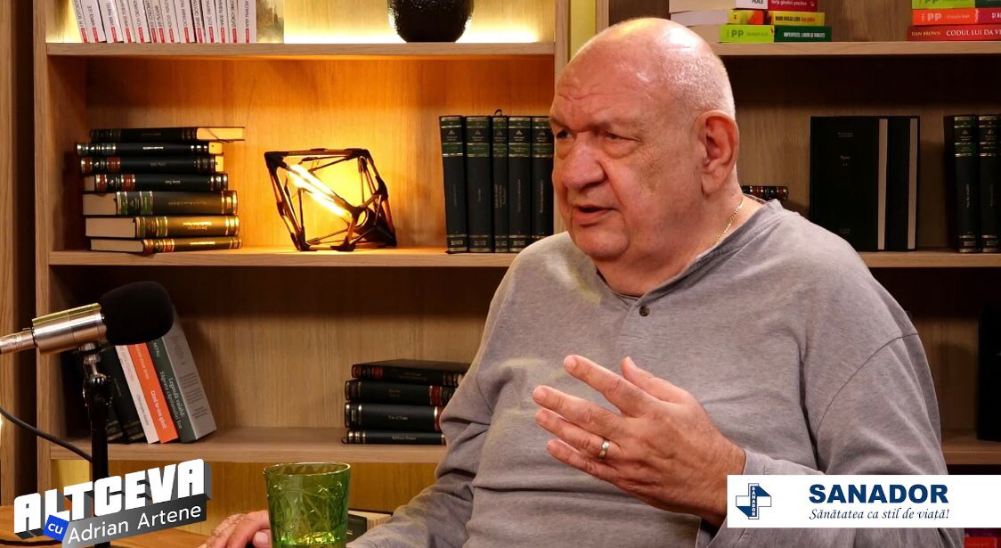 Actorul, din anul 1995, a devenit vocea Pro TV / (Sursa: Captură video)
