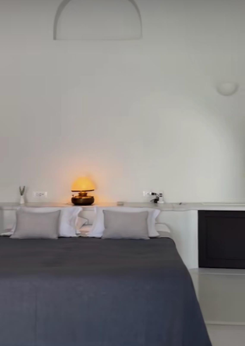 Diana Munteanu a dat România pe Santorini. Imagini spectaculoase din escapada în Grecia