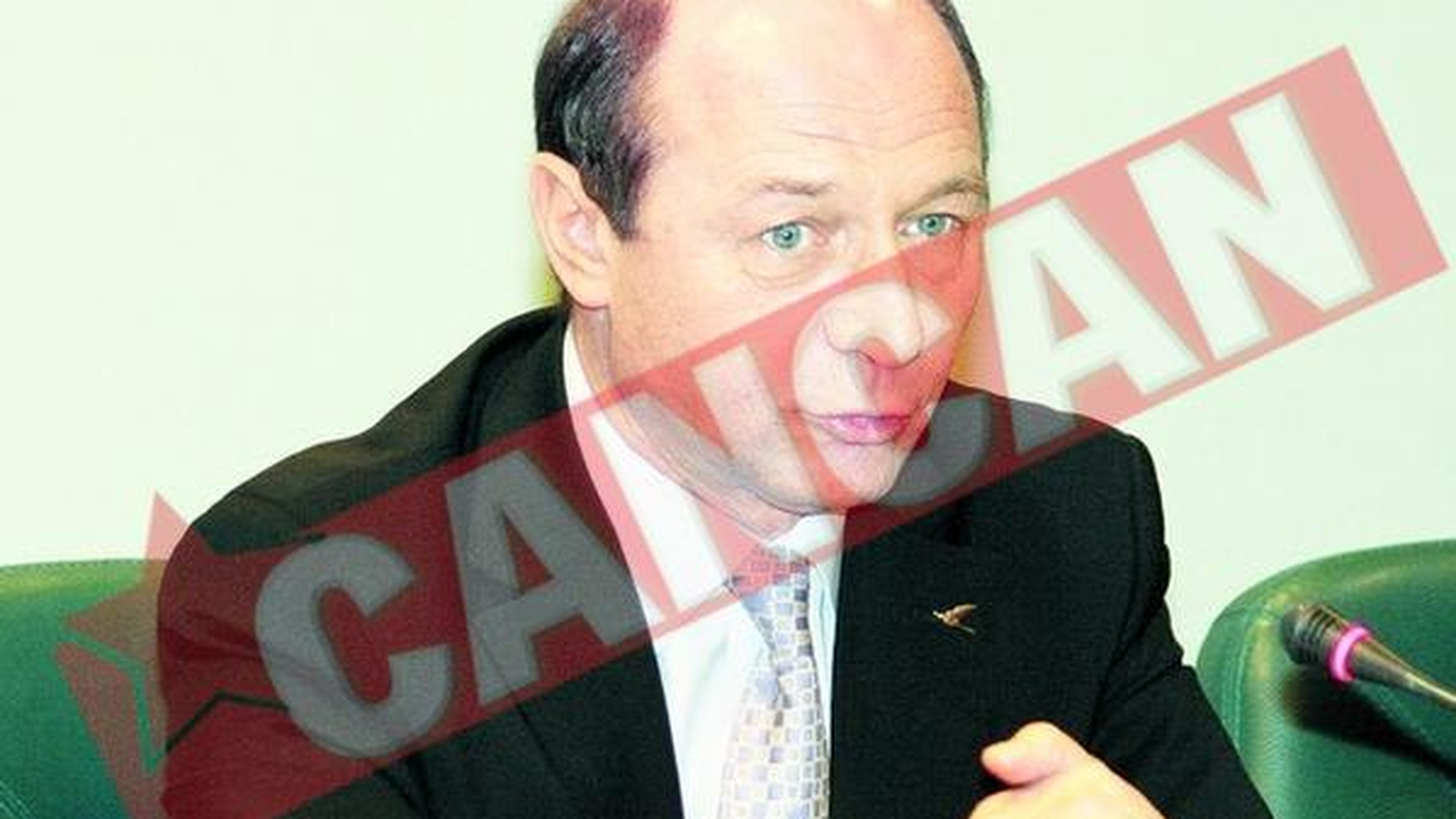 Basescu petrece weekendul cu Papa Si Cavalerii Maltezi