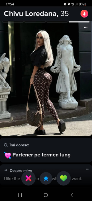 Loredana Chivu, activă pe o aplicație de dating