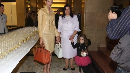 Numai o mama stie ce a fost in sufletul ei! Cu ce cuvinte si-a anuntat Monica Gabor fetita ca nu o sa isi mai vada vreodata bunica