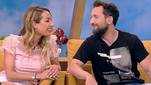 Prima reacţie a lui Dani Oţil după ce a aflat de relaţia Flaviei cu Codin Maticiuc! Cum a ameninţat-o matinalul