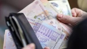 Pensionarii care au plătit CASS pot primi banii înapoi. Condiția importantă anunțată de specialiști