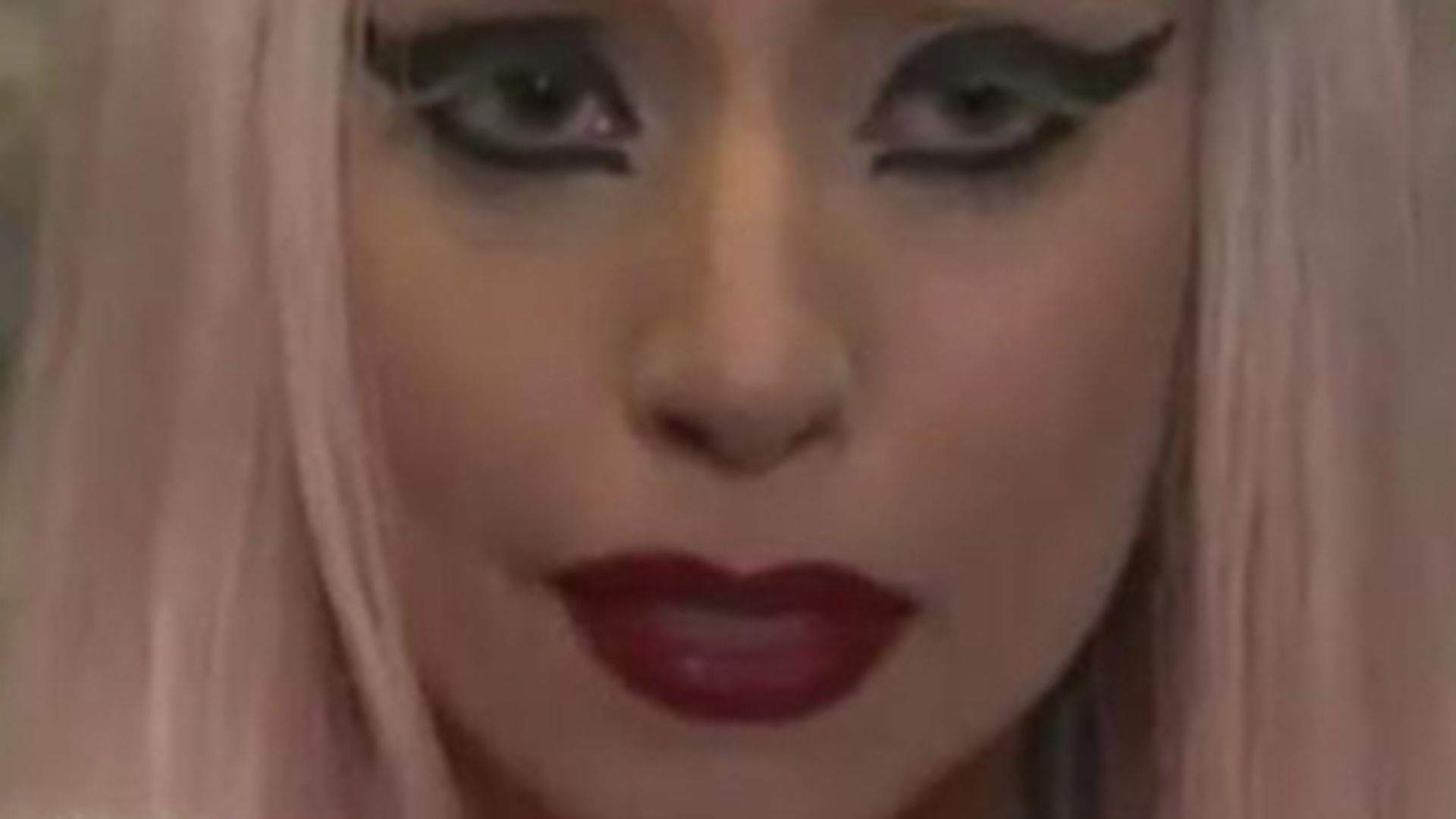 VIDEO Lady Gaga, extrem de emotiva! A plans in timpul unui interviu
