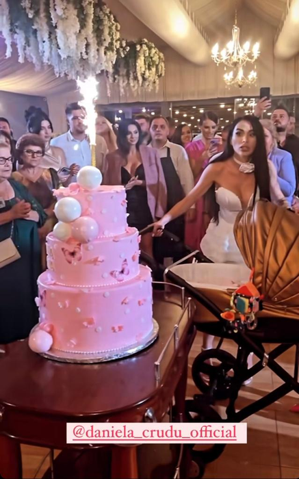 Daniela Crudu și-a botezat fetița/Foto: Instagram