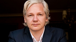 Fondatorul Wikileaks, arestat în sediul Ambasadei Ecuadorului la Londra!