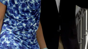 Angelina Jolie si Rihanna, in haine ieftine. Vezi aici ce vedete au mai iesit in public in rochii de duzina