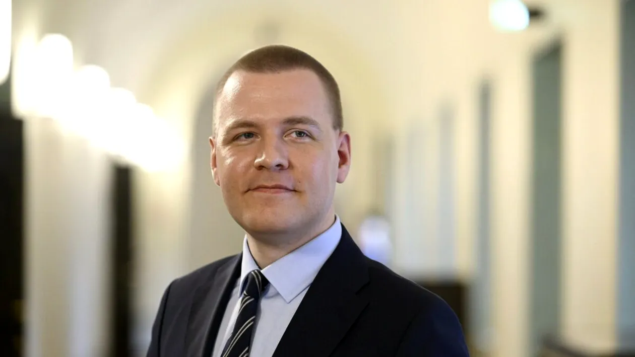 Cine era Eemeli Peltonen, deputatul găsit mort în Parlament? Avea doar 30 de ani