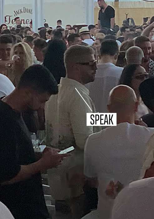 Speak și Ștefania s-au distrat pe cinste în club