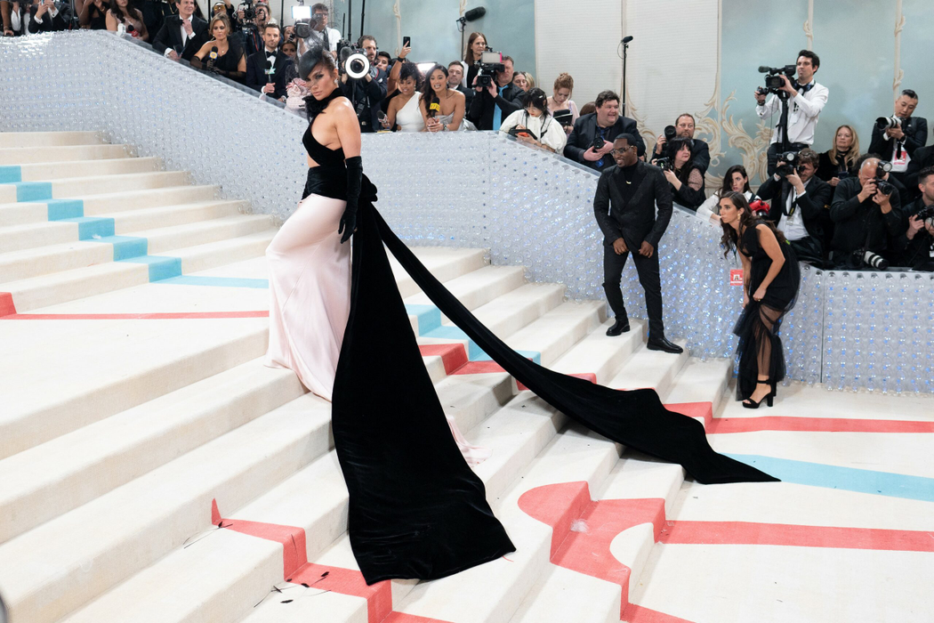 Jennifer Lopez attends The 2023 Met Gala Celebrating "Karl Lagerfeld: A Line Of Beauty" at The Metropolitan Museum of Art on May 01, 2023 in New York City.,Image: 773250242, License: Rights-managed, Restrictions: , Model Release: no