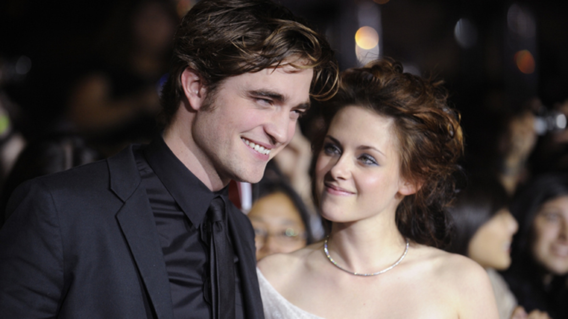 Robert Pattinson despre Kristen Stewart: "Este cea mai dulce, cea mai desteapta si cea mai puternica fata pe care o stiu!"