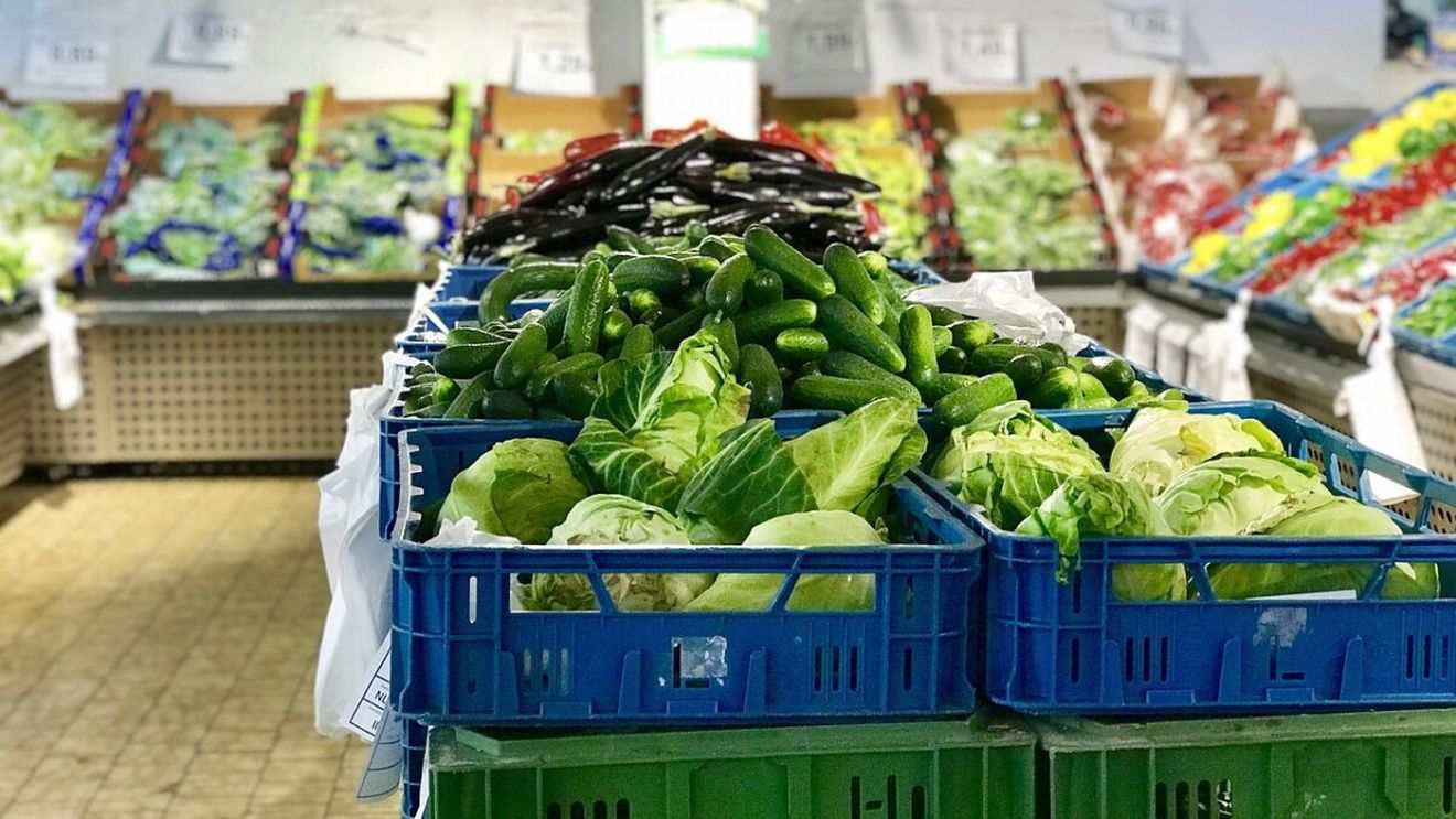 Criză în supermarketurile din România, chiar înainte de sărbători! Alimentul care nu se mai găsește la raft