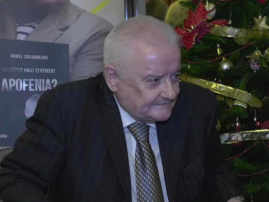 Irinel Columbeanu, la lansarea cărții "Istoriile unui vehement. Ipocrația"