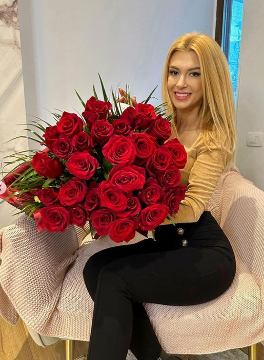Andreea Bălan a fost luată prin surprindere de Valentine’s Day. Ce cadou a primit de la tenismenul Victor Cornea
